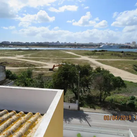 Vista Do Rio Ferragudo (Faro)